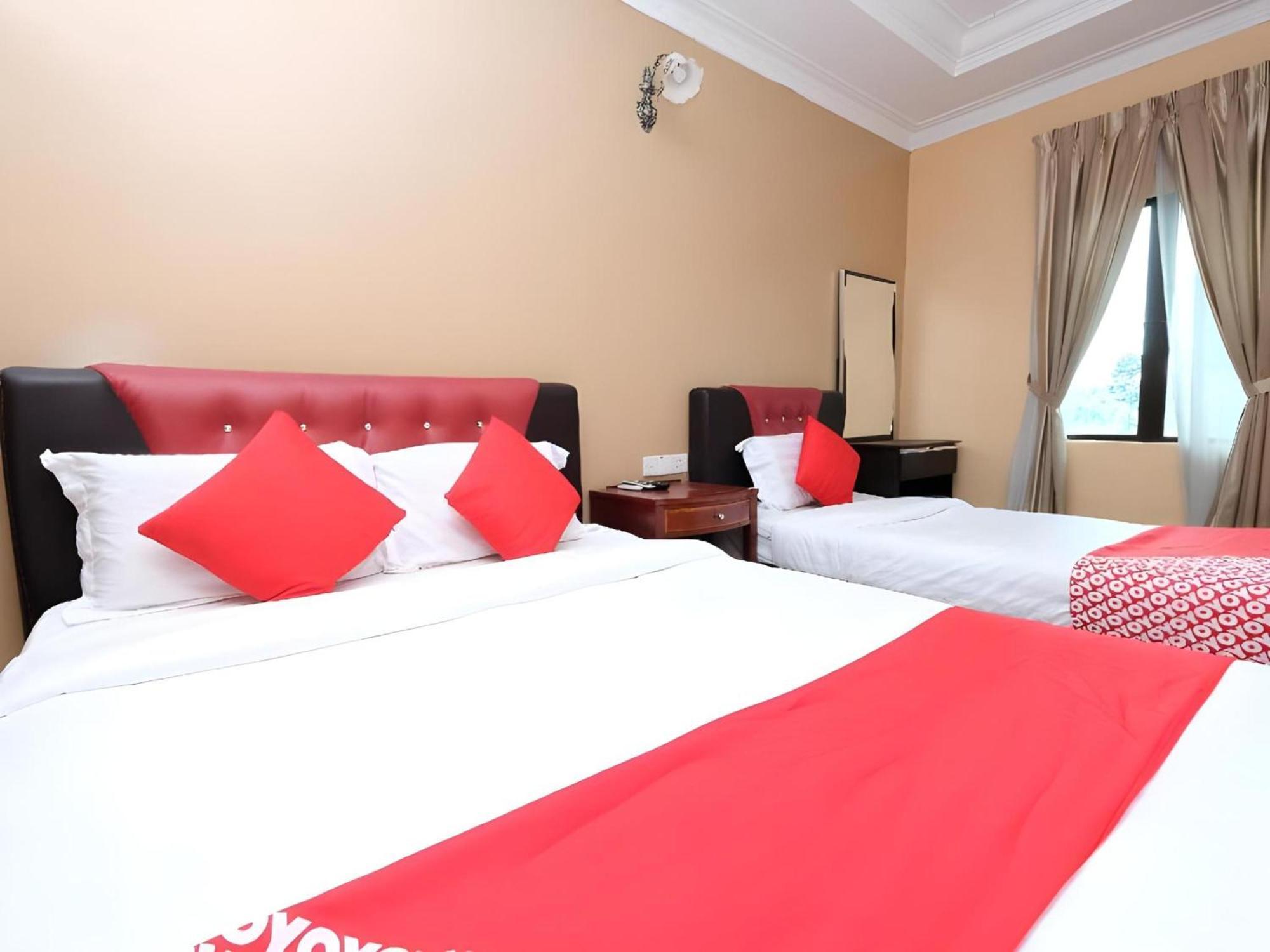 באנגי Super Oyo 707 Ayuni Hotel מראה חיצוני תמונה