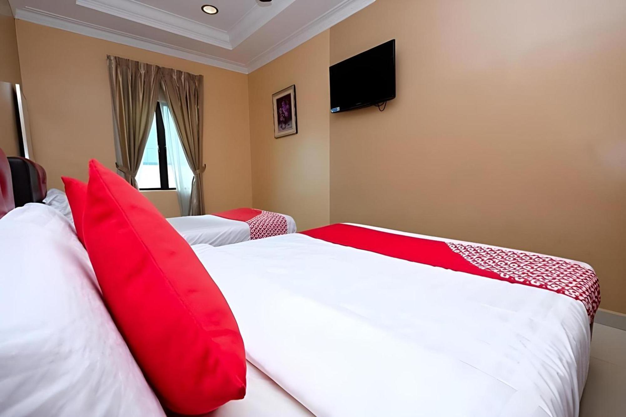 באנגי Super Oyo 707 Ayuni Hotel מראה חיצוני תמונה