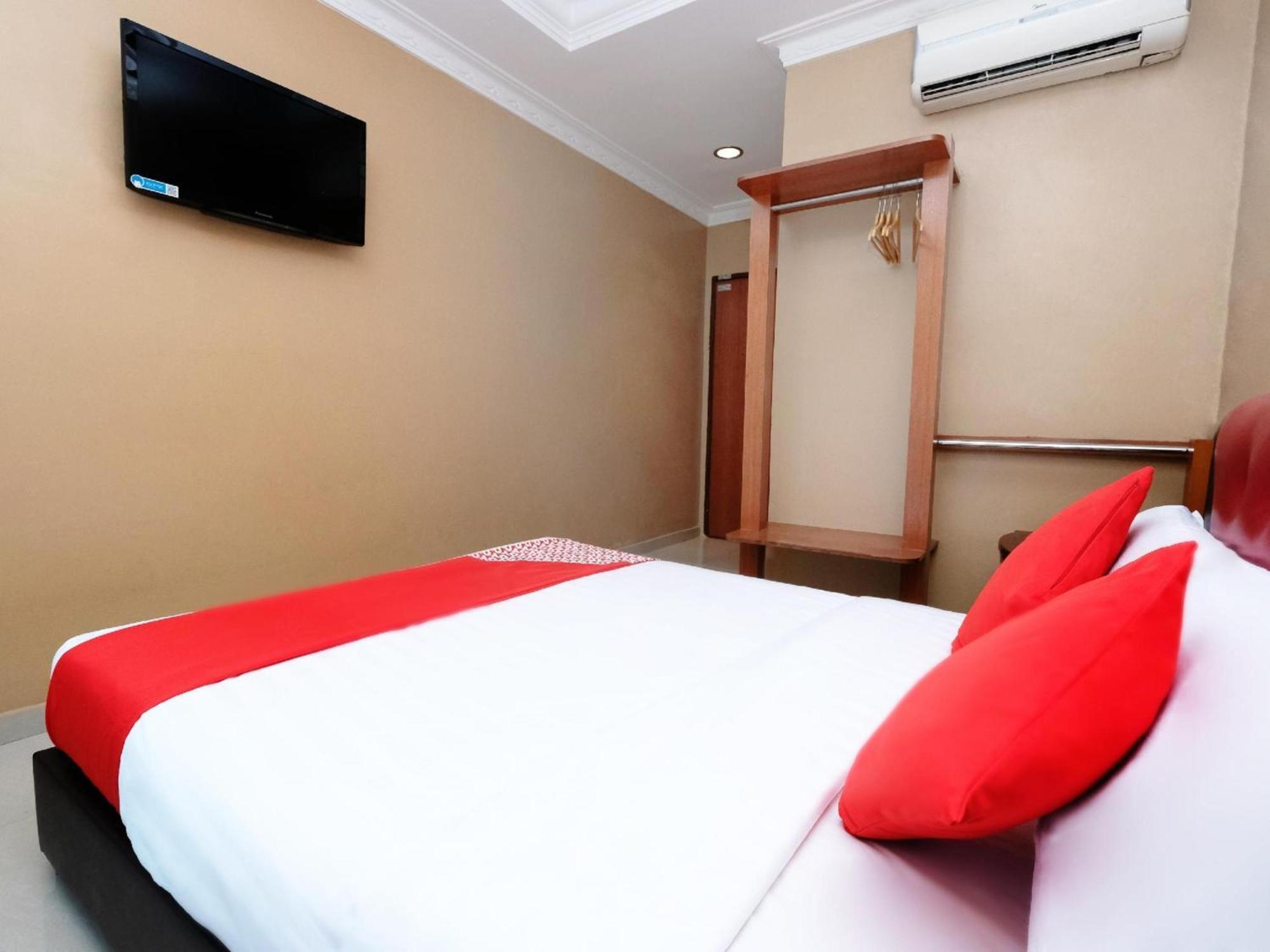 באנגי Super Oyo 707 Ayuni Hotel מראה חיצוני תמונה