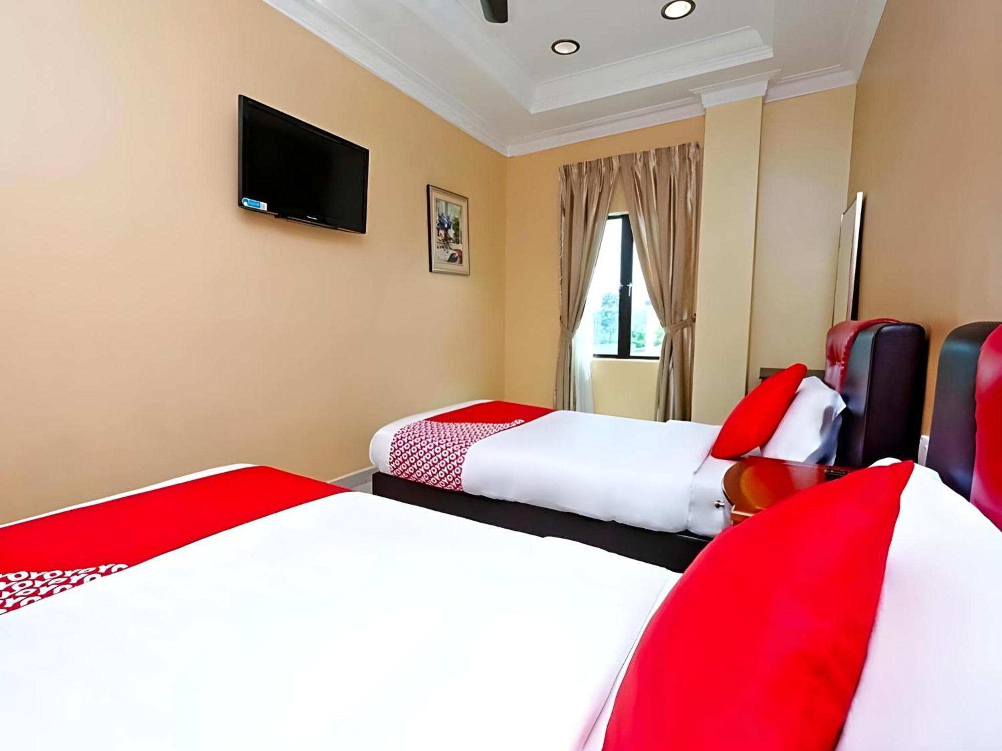 באנגי Super Oyo 707 Ayuni Hotel מראה חיצוני תמונה