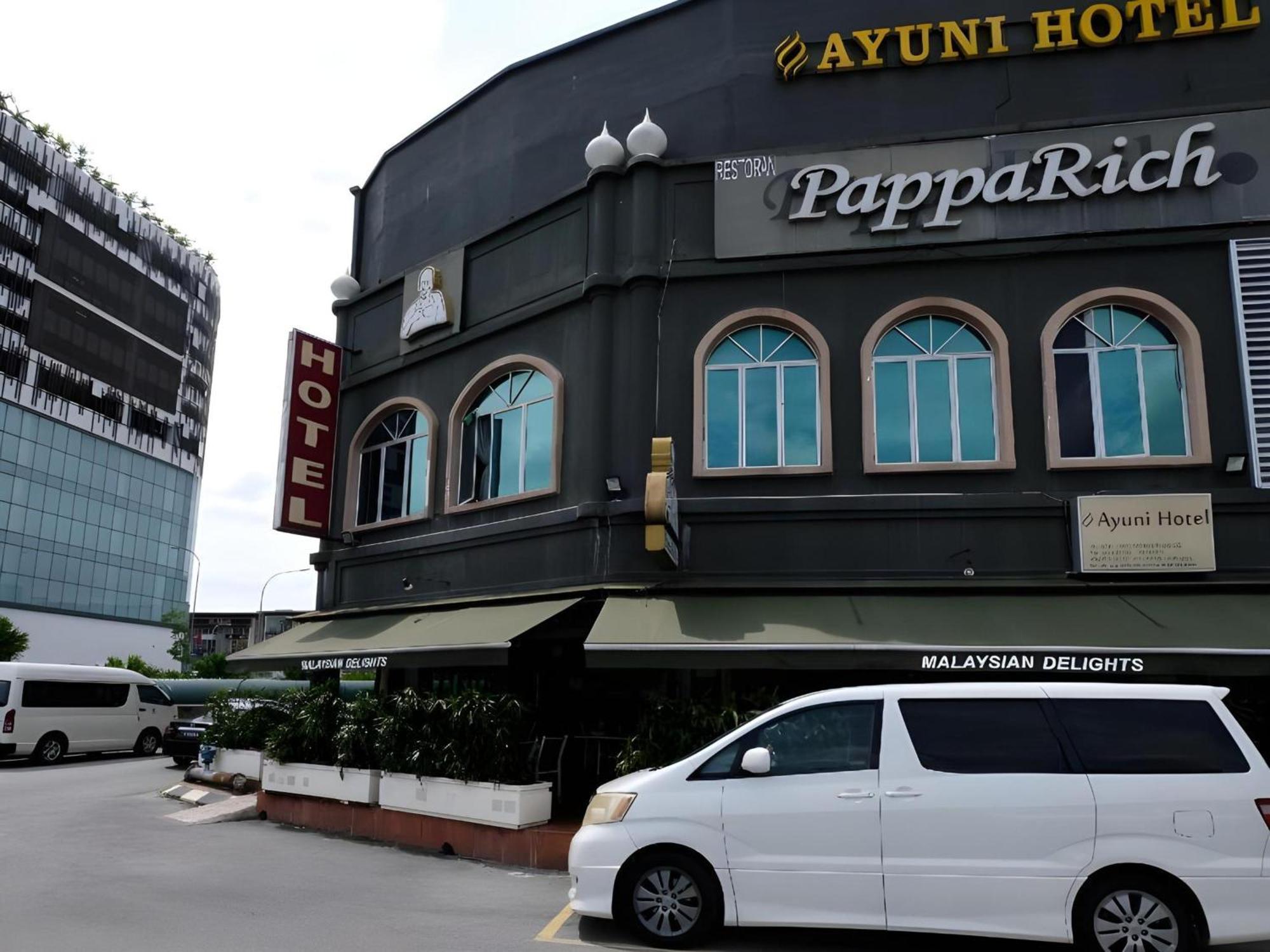 באנגי Super Oyo 707 Ayuni Hotel מראה חיצוני תמונה